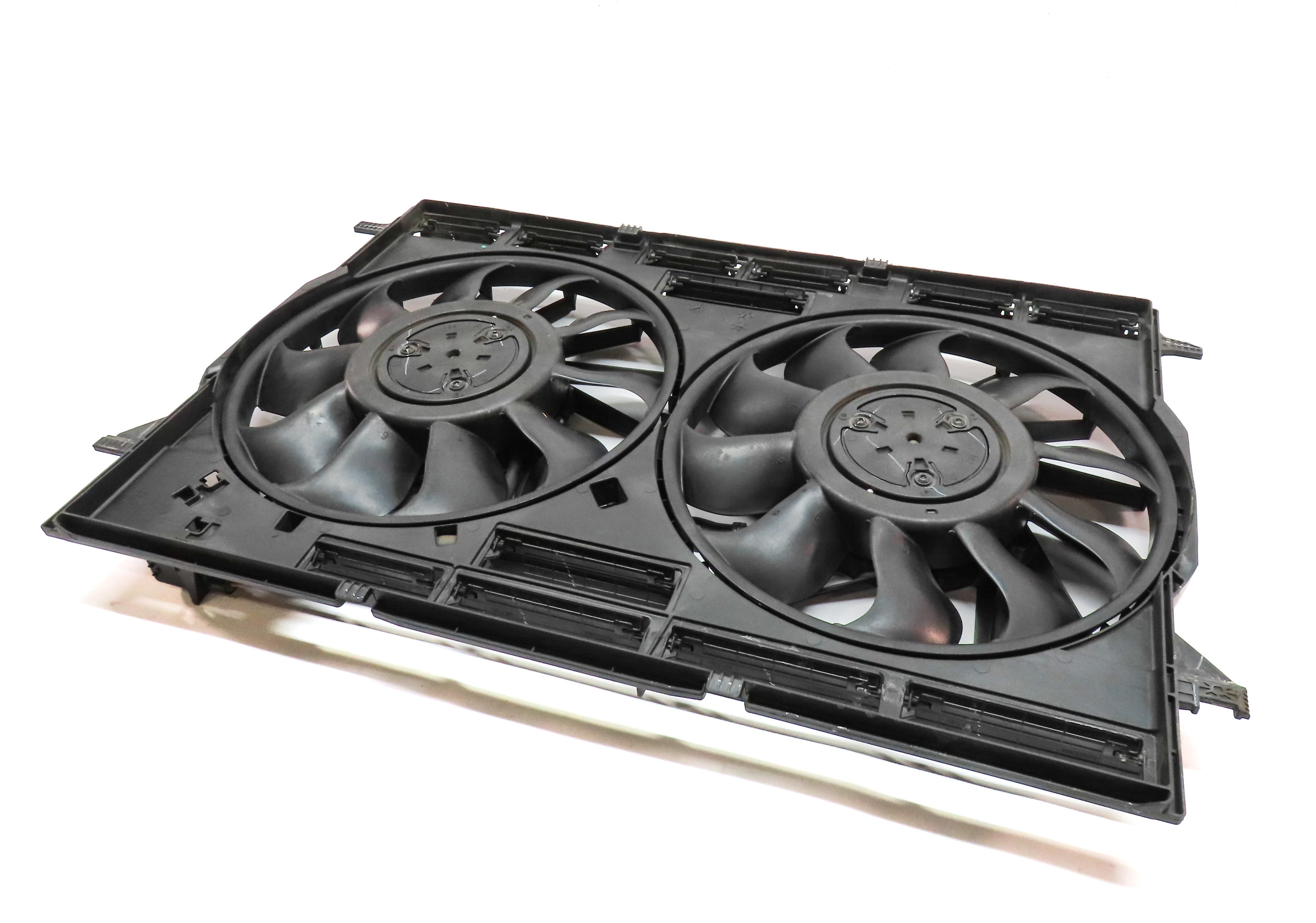 2018-2023 AUDI Q5 SQ5 (FY 80A) ENGINE RADIATOR COOLING FAN & SHROUD ASSEMBLY — exact item pictured